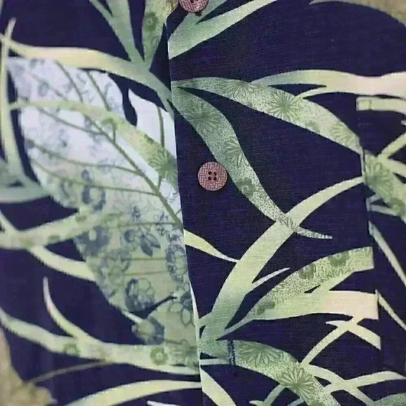 Three Palm Brand XXL 100% Silk black/green leaves button down - Picture 4 of 11